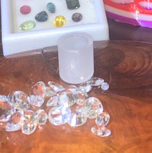 Load image into Gallery viewer, Dr. Dabber Switch Ruby and White Sapphire inserts - Mr. Bonsai